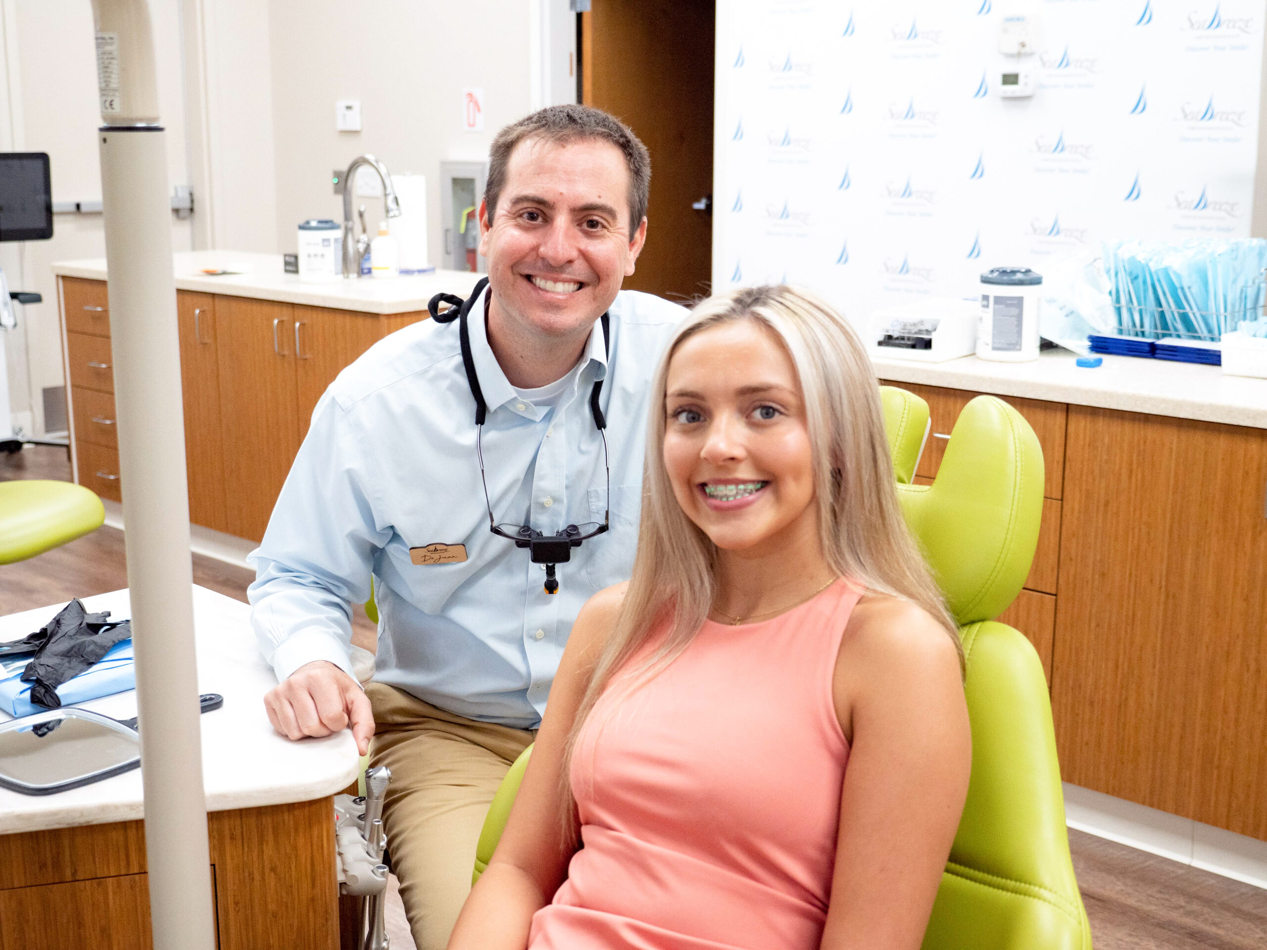 Ready to commit to a lifetime of smiles? Read to learn about retainers and healthy habits for your oral health with Seabreeze Orthodontics.